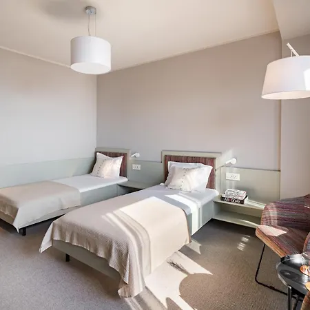 Millennium Hub & Hotell