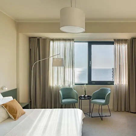 Millennium Hub & Hotell 4*