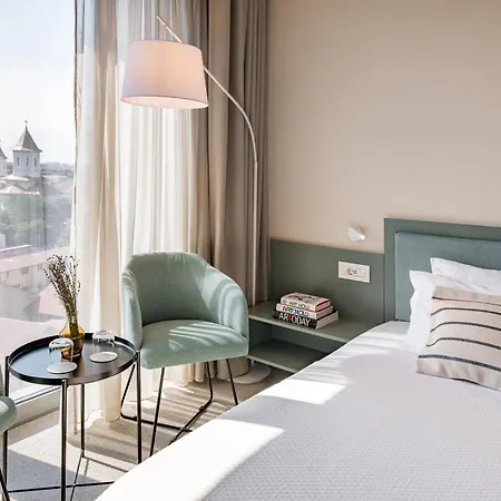 Hotell Millennium Hub &