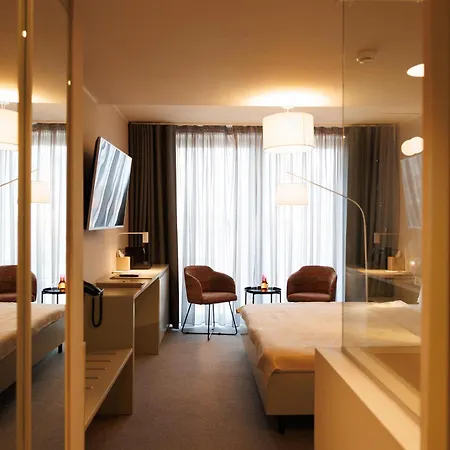 Millennium Hub & Hotel 4*