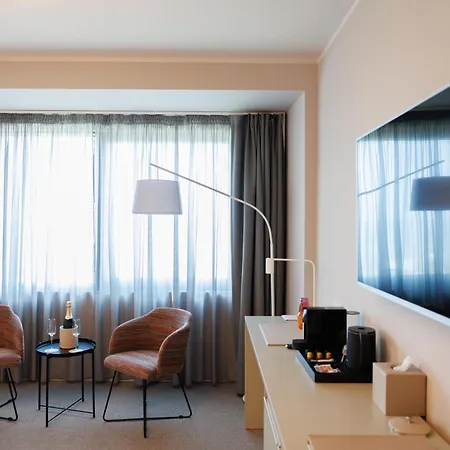 Hotel Millennium Hub & Constanta