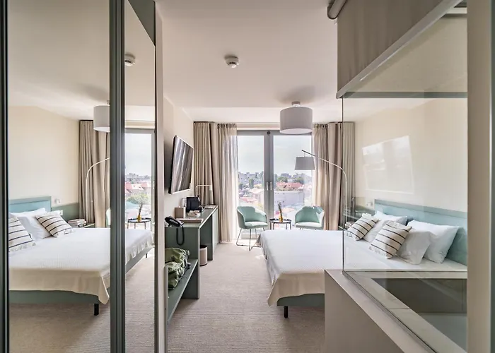 Отель Millennium Hub &