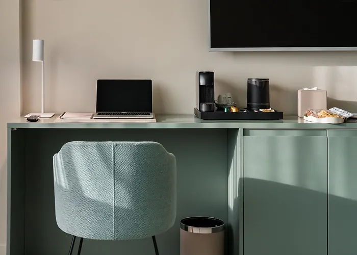 Millennium Hub & كونستانتا