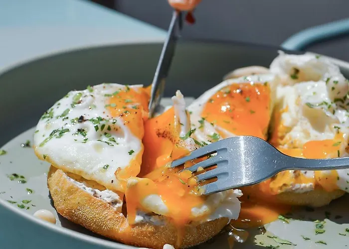 Millennium Hub & Отель Констанца